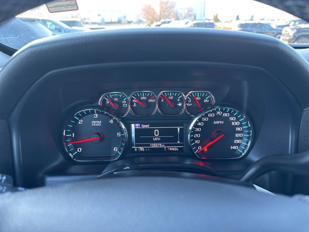 Used 2017 Chevrolet Silverado 1500 LT w/1LT Truck Crew Cab