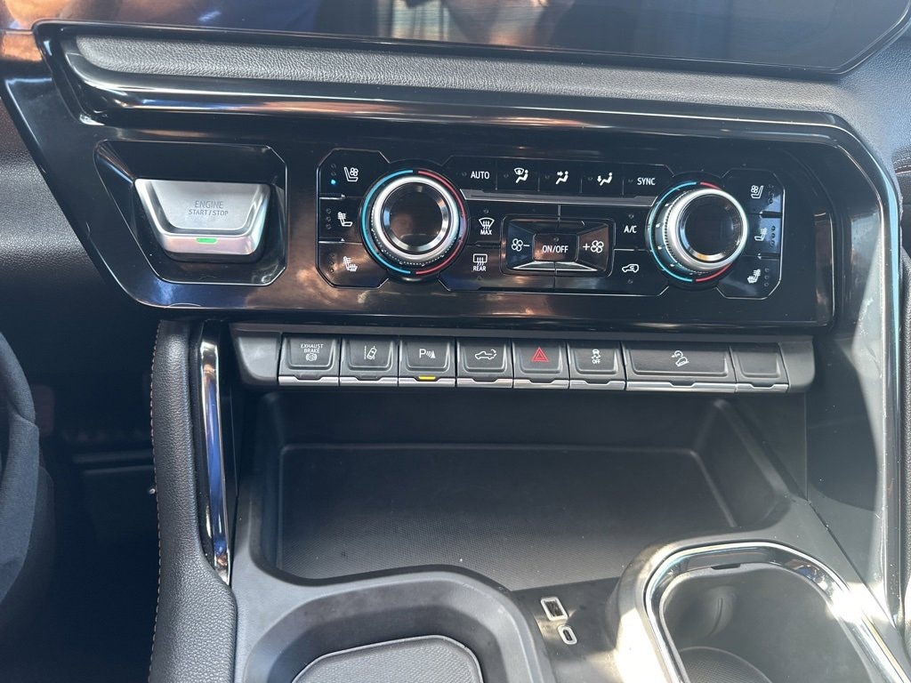 Used 2024 GMC Sierra 2500 HD AT4 Truck Crew Cab