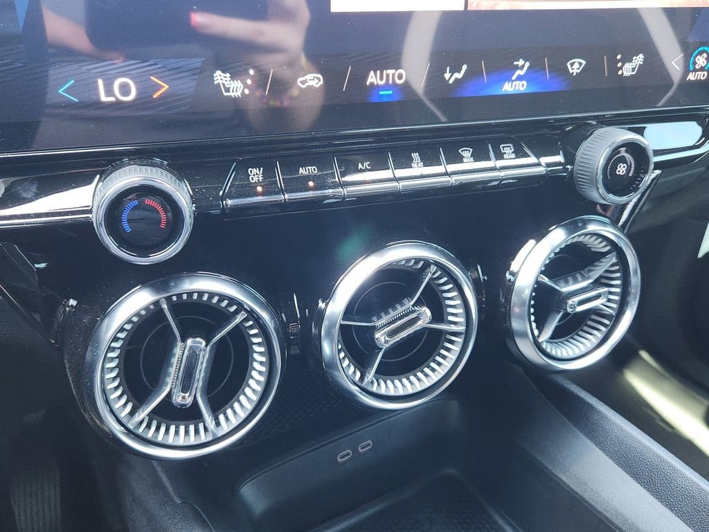 2025 Chevrolet Blazer EV LT - Photo 15