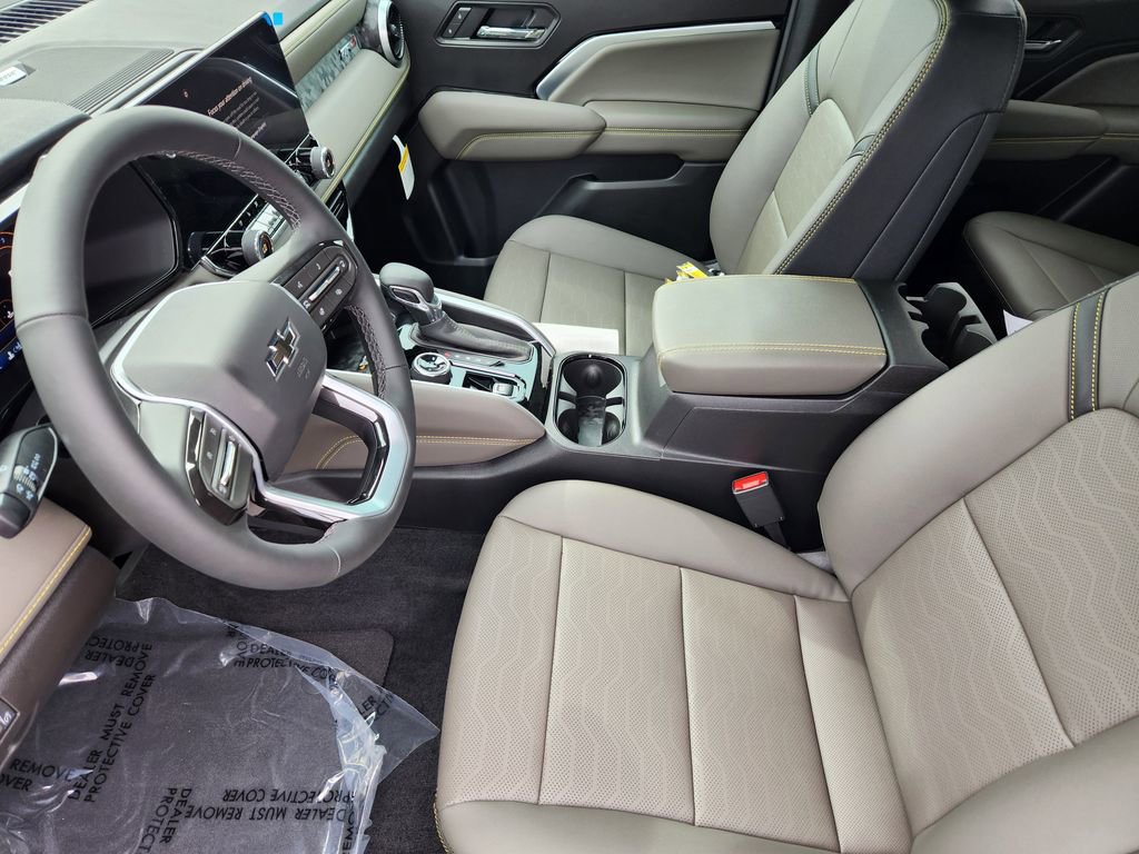 2026 Chevrolet Colorado ZR2 - Photo 8