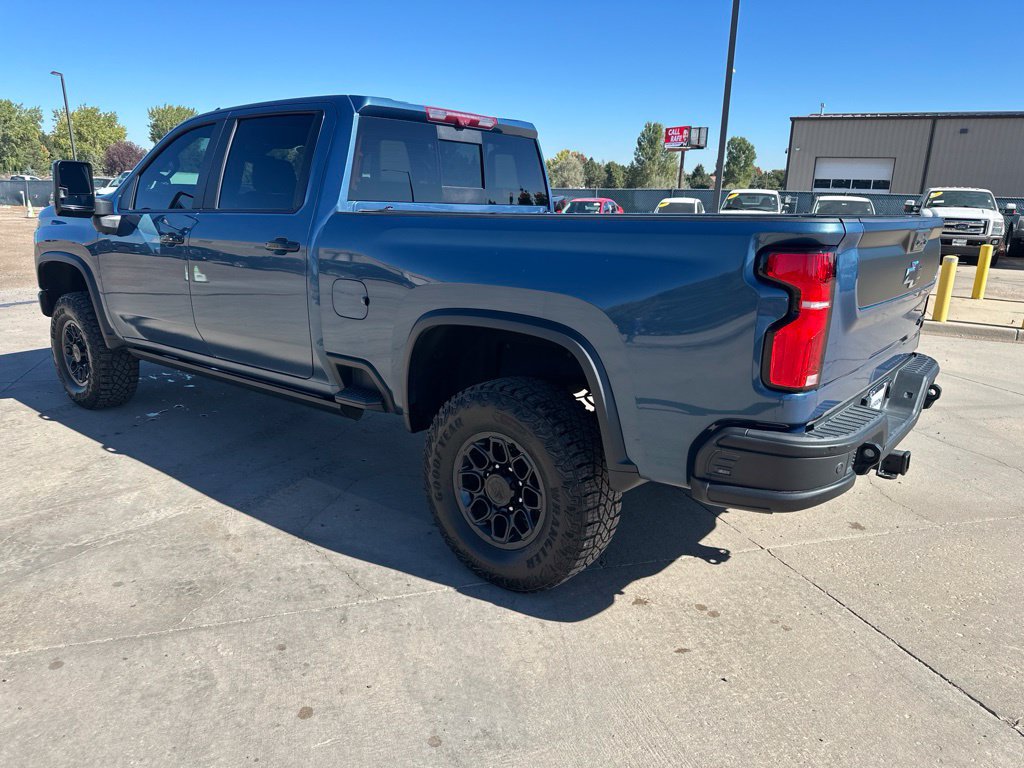 2024 Chevrolet Silverado 2500HD ZR2 - Photo 34