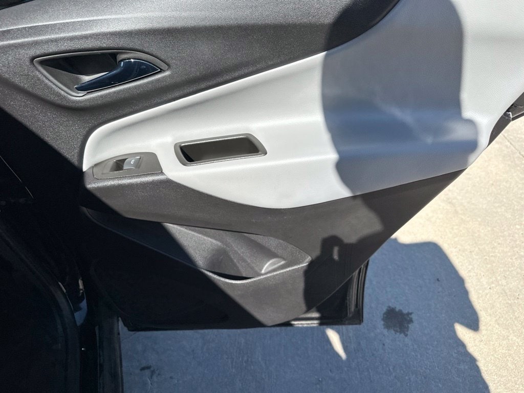 2024 Chevrolet Equinox LS - Photo 32