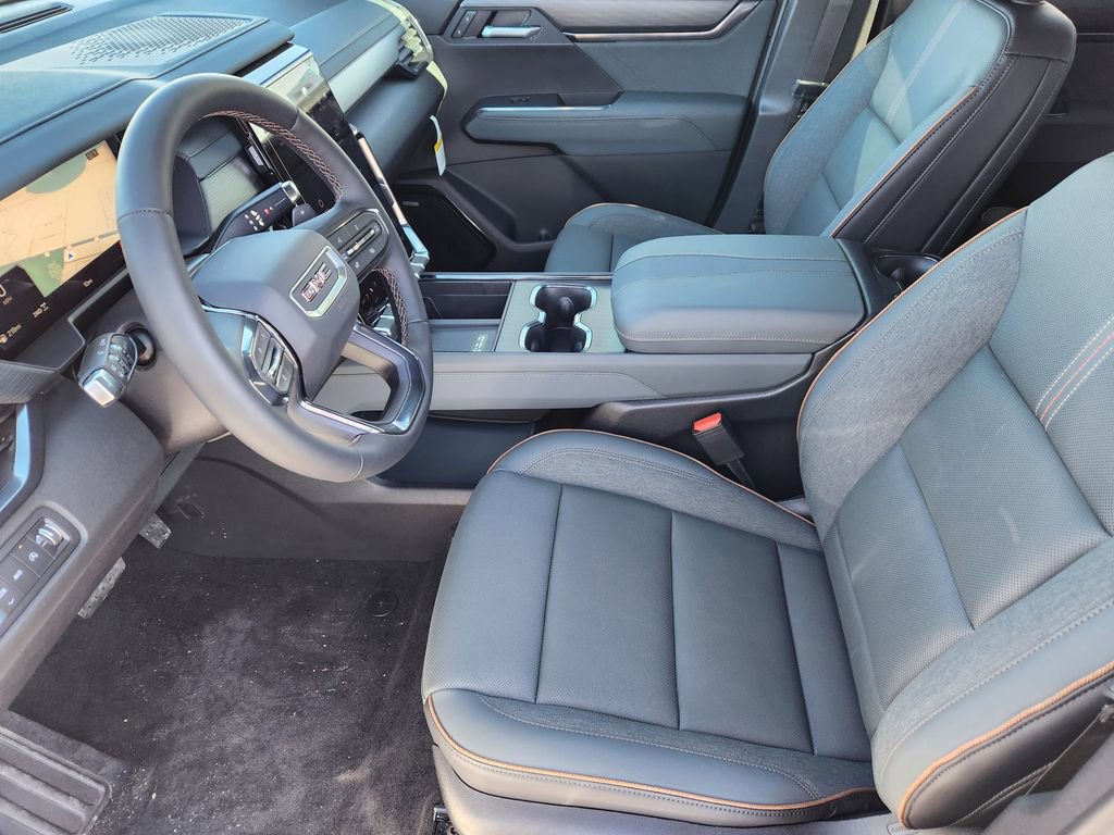 2026 GMC Acadia AT4 - Photo 9