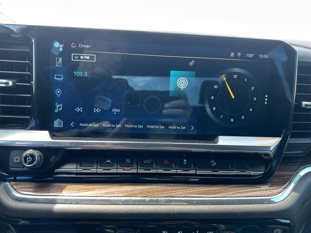 2023 Chevrolet Silverado 1500 LT Trail Boss photo 3