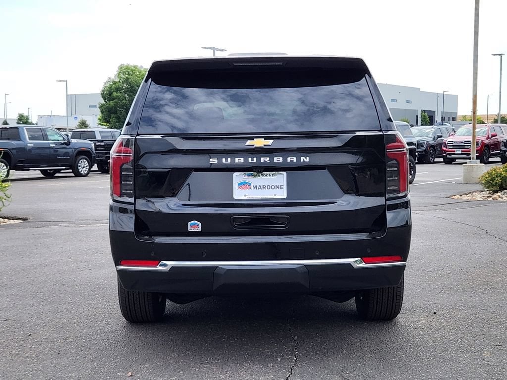 2026 Chevrolet Suburban LS - Photo 14
