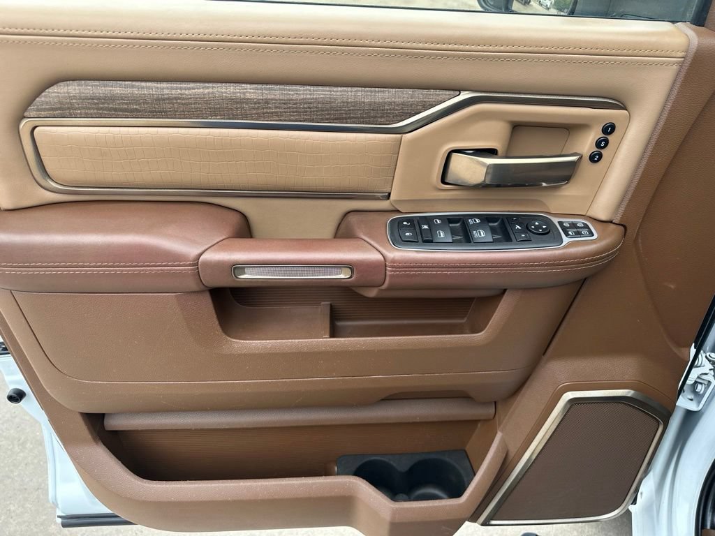 2024 RAM Ram 3500 Pickup Longhorn - Photo 20
