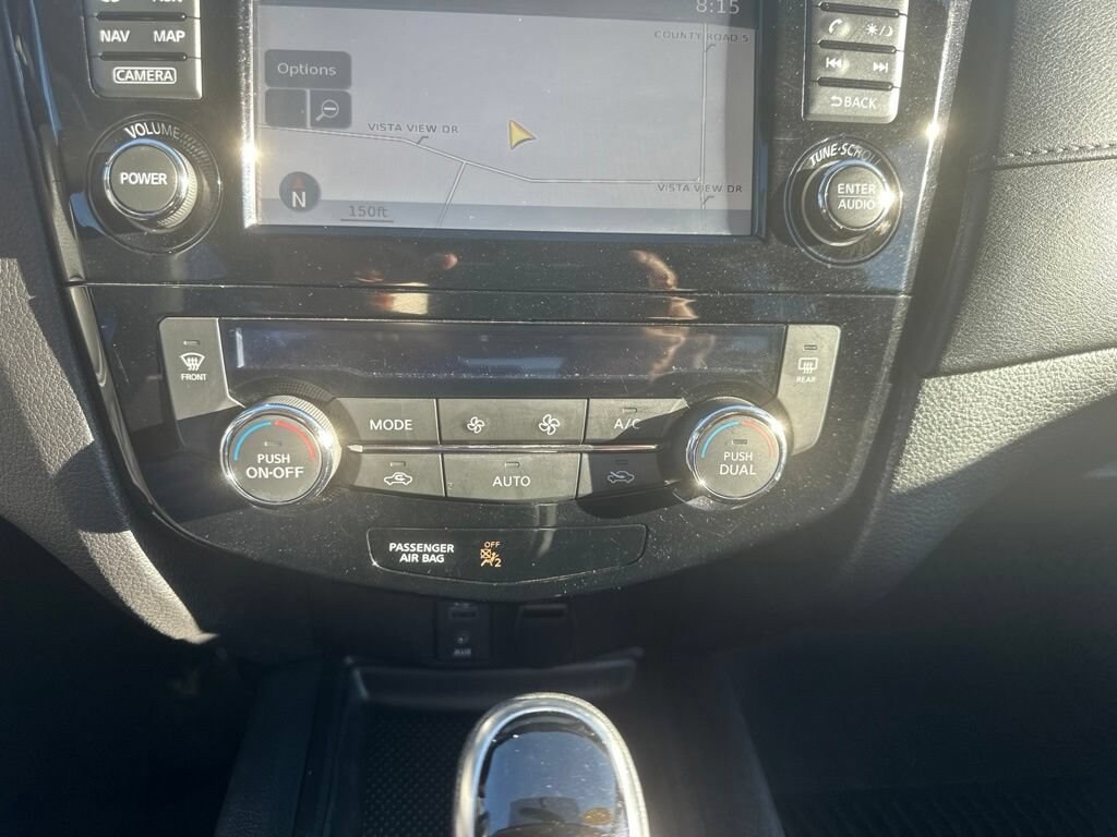 Used 2017 Nissan Rogue SV SUV