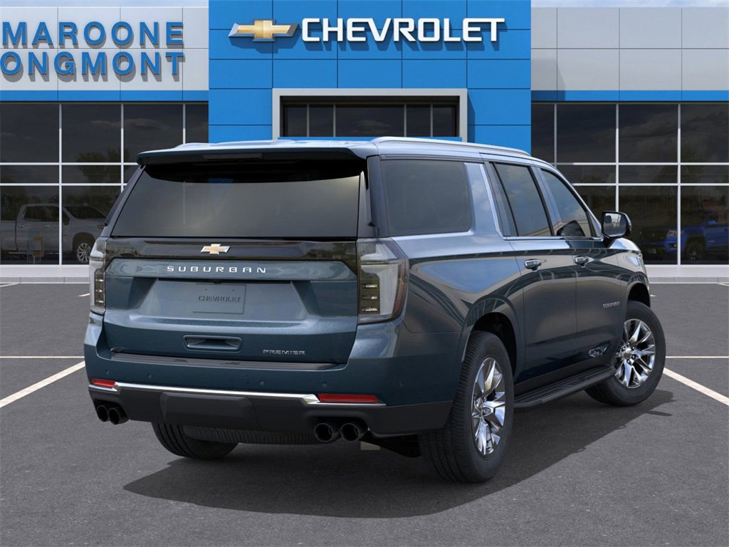 2025 Chevrolet Suburban Premier photo 3