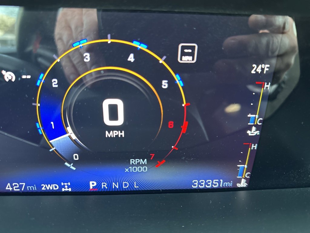 2023 Chevrolet Colorado Z71 photo 2