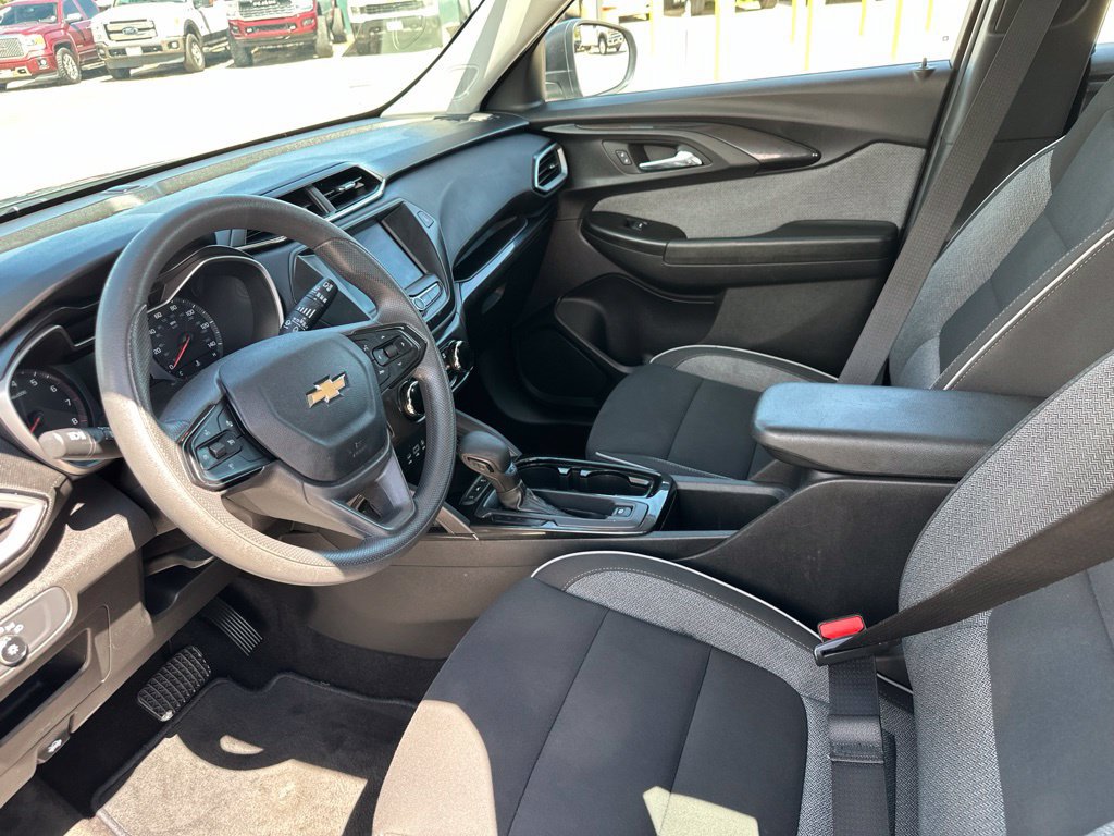 2023 Chevrolet TrailBlazer LS - Photo 14