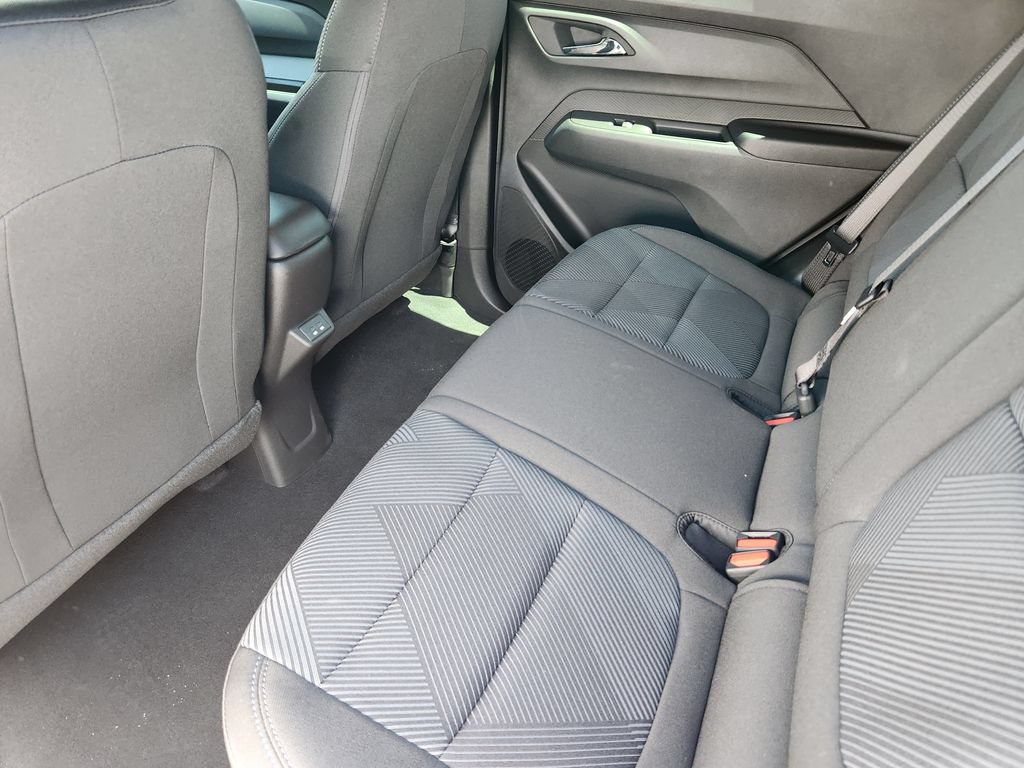 2027 Chevrolet Bolt LT - Photo 9