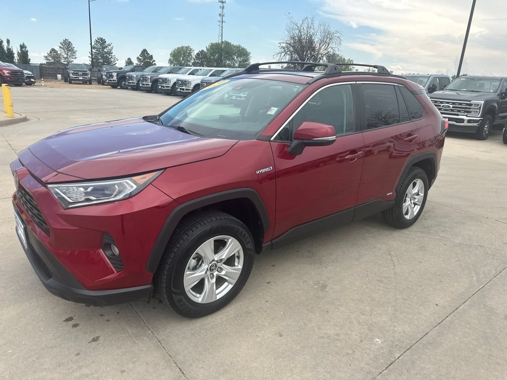2020 Toyota RAV4 XLE - Photo 35