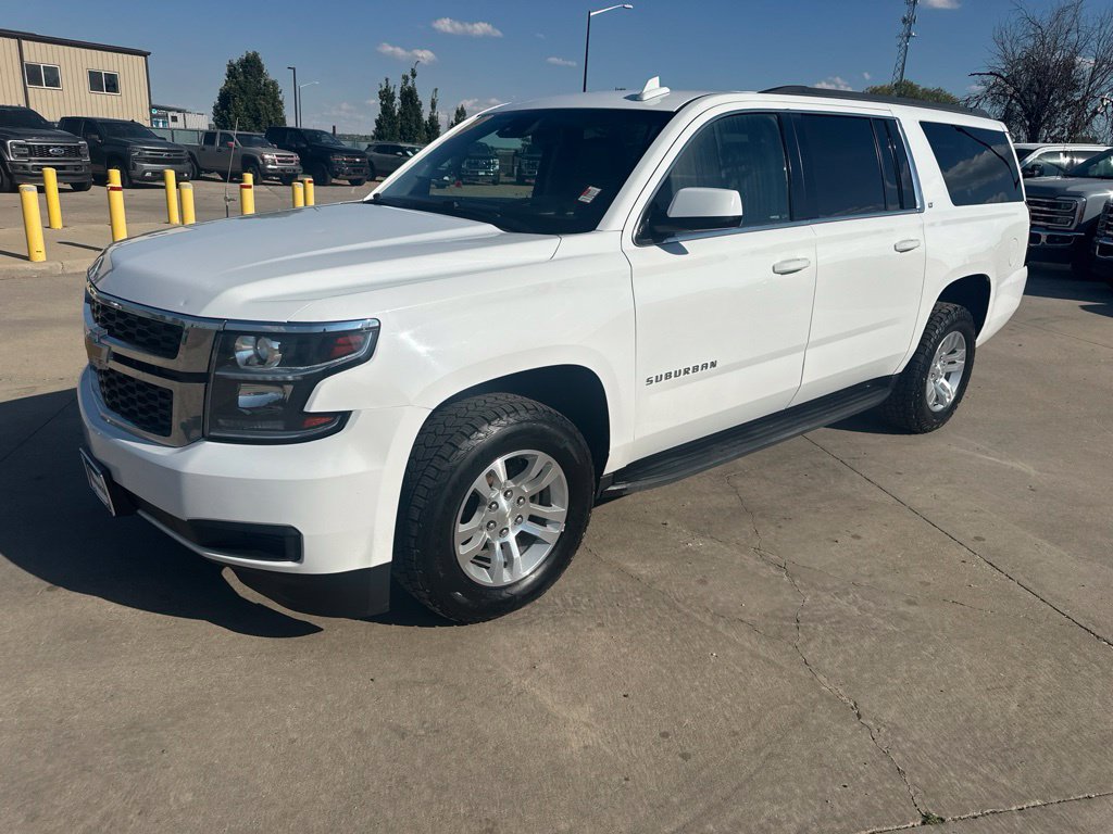 2019 Chevrolet Suburban LT - Photo 33