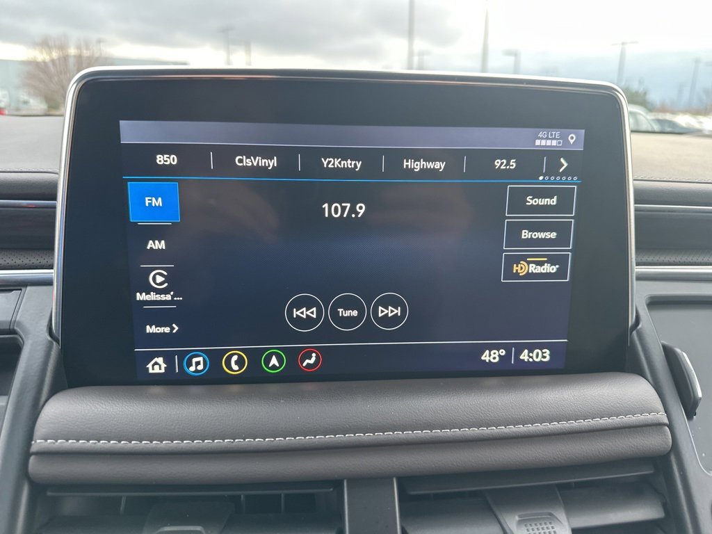 2021 Gmc Yukon SLT photo 3