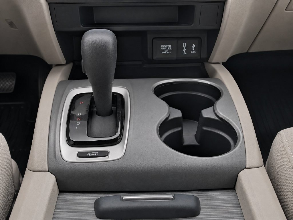 2017 Honda Pilot EX - Photo 20