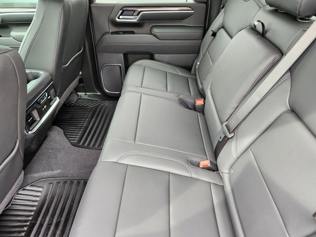 2026 Chevrolet Silverado 2500 HD LTZ - Photo 10