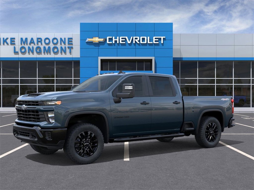 2026 Chevrolet Silverado 2500HD Custom photo 2