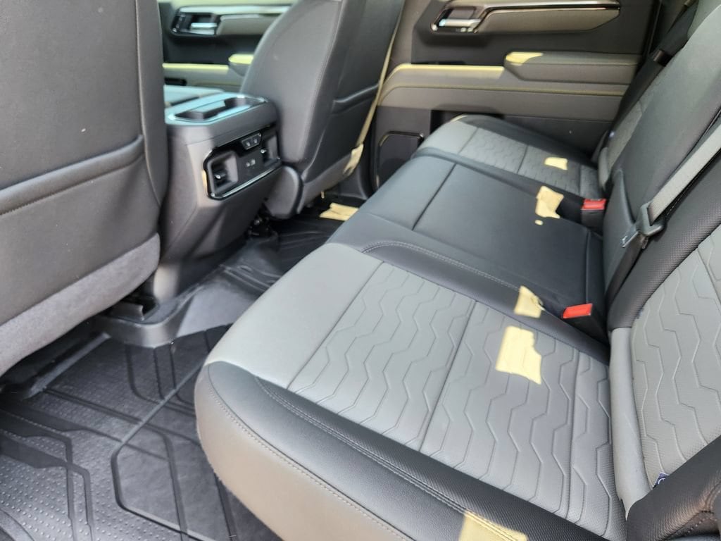 2026 Chevrolet Silverado 1500 ZR2 - Photo 10