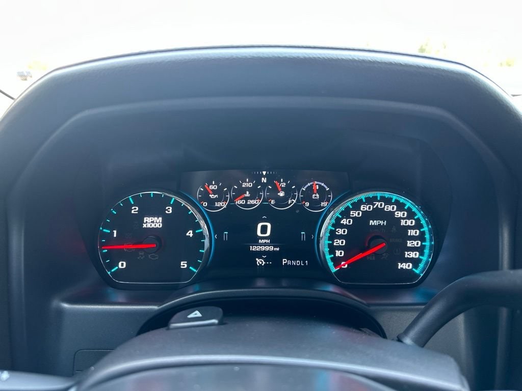 1GT12UEYXHF185400
