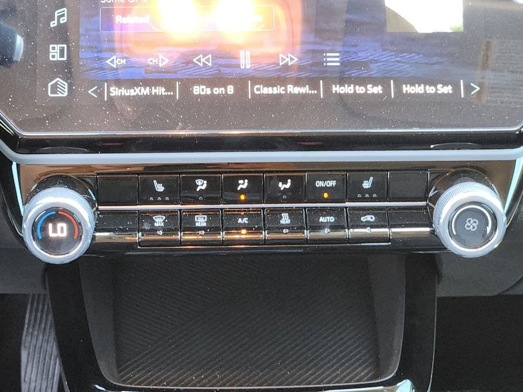 2027 Chevrolet Bolt LT - Photo 20
