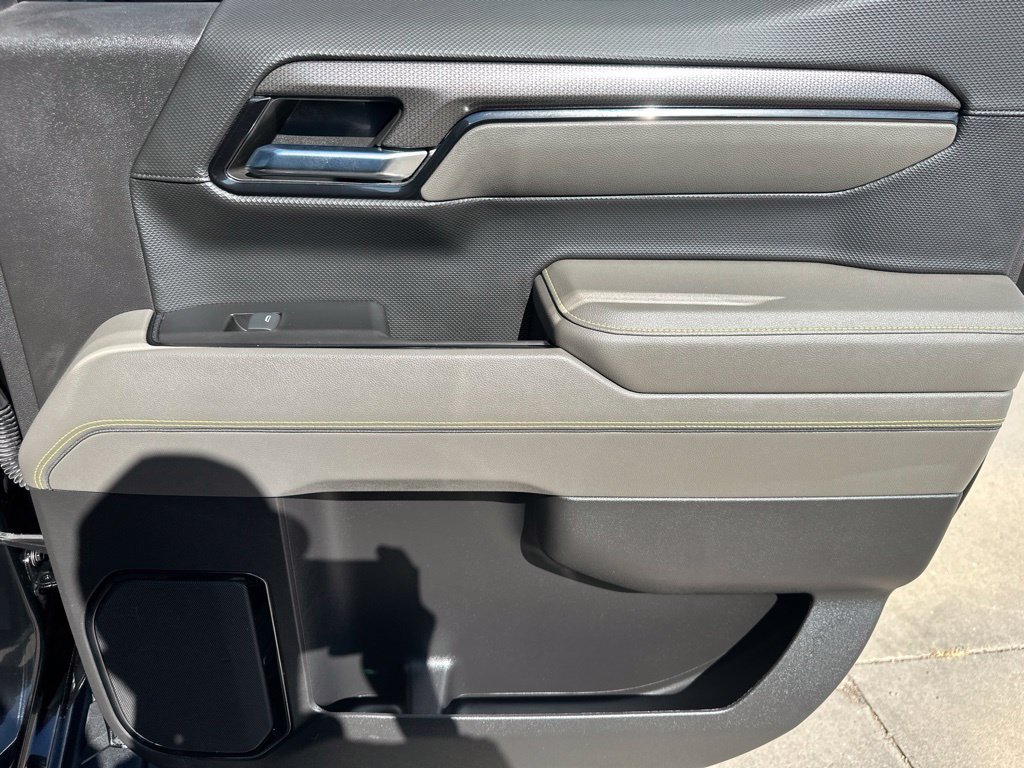 2024 Chevrolet Silverado 1500 ZR2 - Photo 27