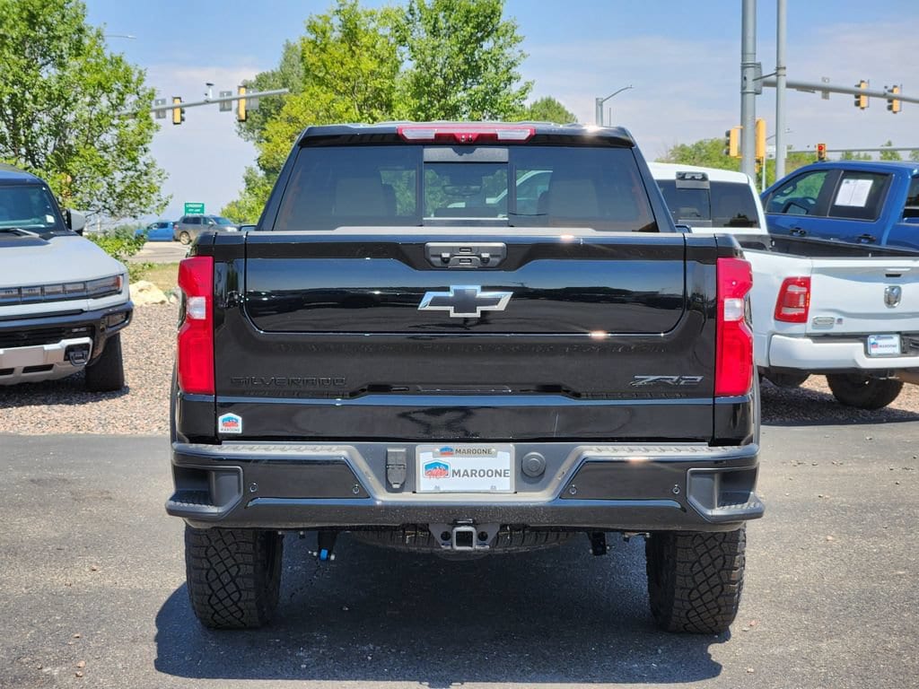 2026 Chevrolet Silverado 1500 ZR2 - Photo 13