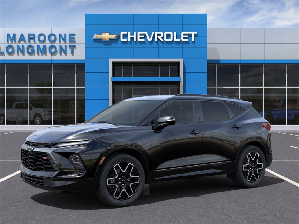 2024 Chevrolet Blazer RS photo 2