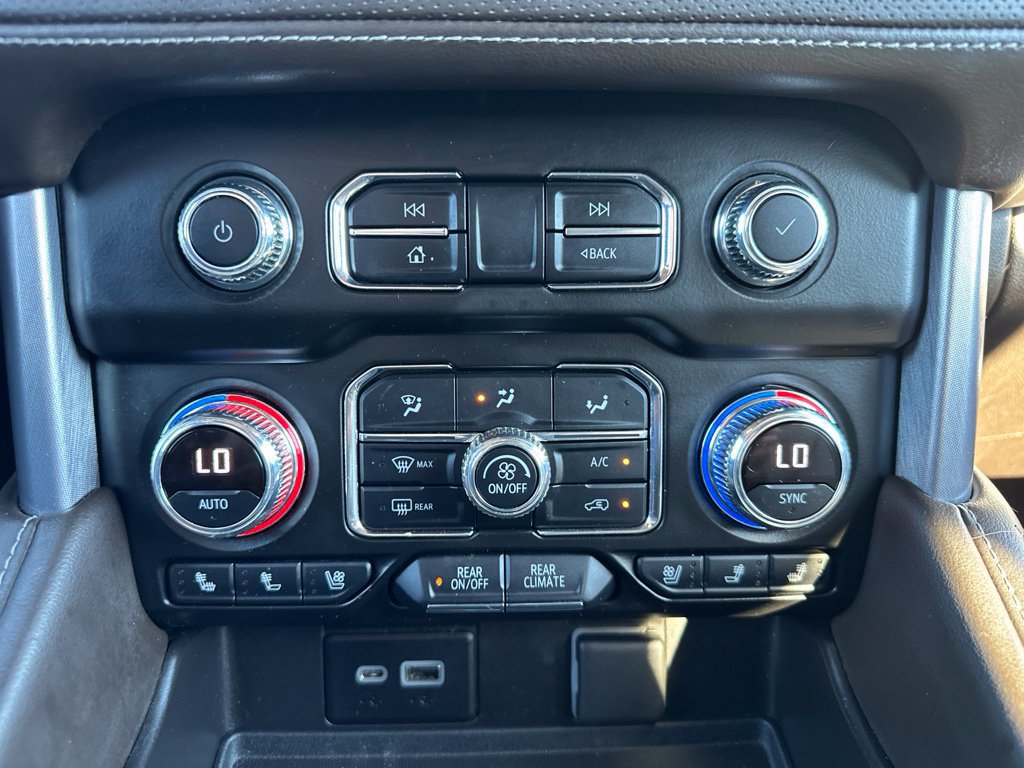 2021 GMC Yukon XL SLT - Photo 4