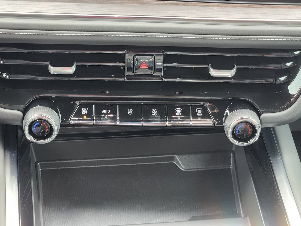 2026 Chevrolet Suburban LS - Photo 21