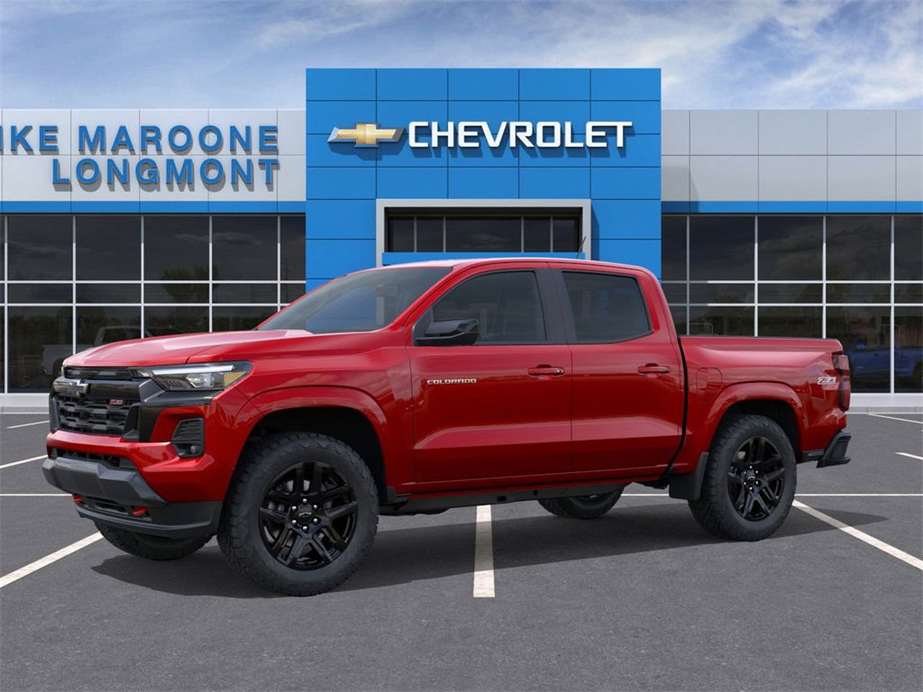 2025 Chevrolet Colorado Z71 photo 2