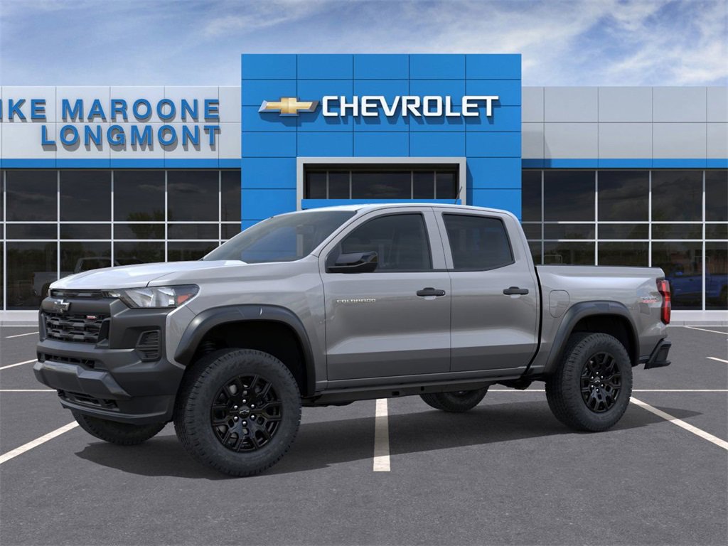 2025 Chevrolet Colorado Trail Boss photo 2