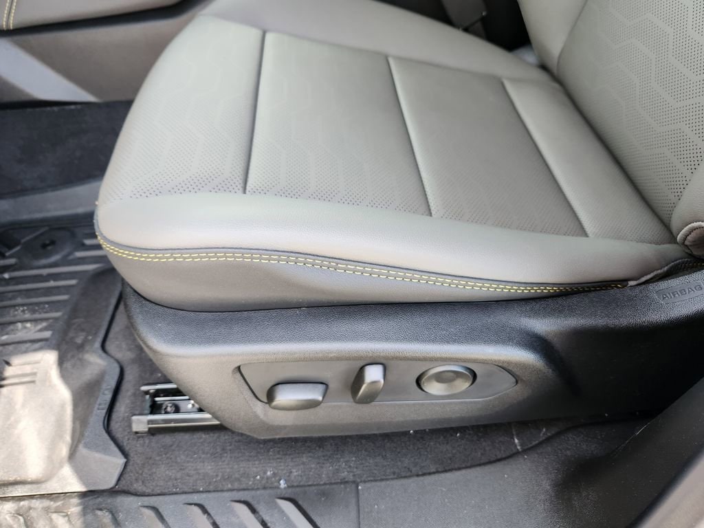 2026 Chevrolet Colorado ZR2 - Photo 15