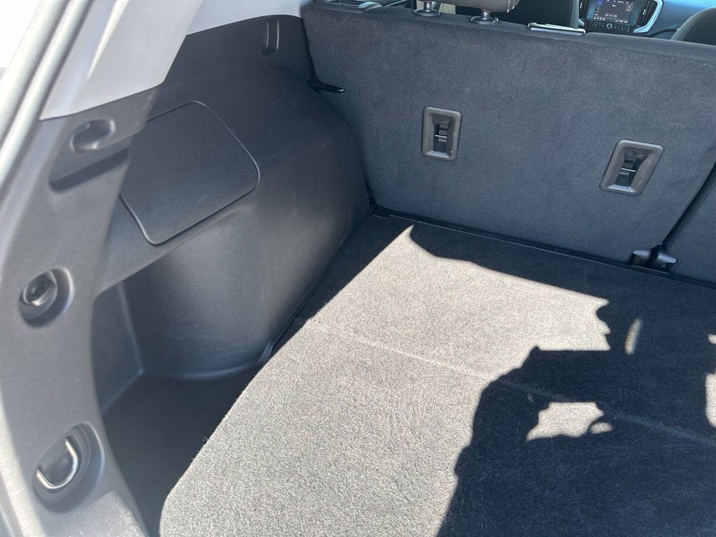 2024 GMC Terrain SLE - Photo 24