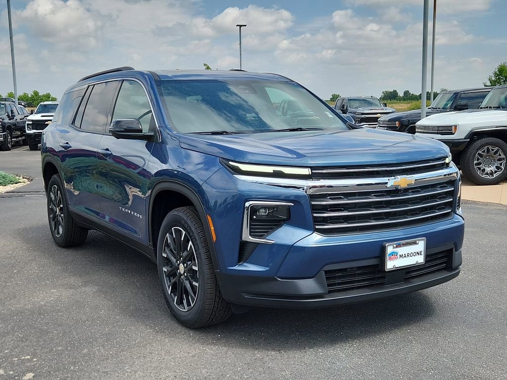 New 2025 Chevrolet Traverse LT SUV