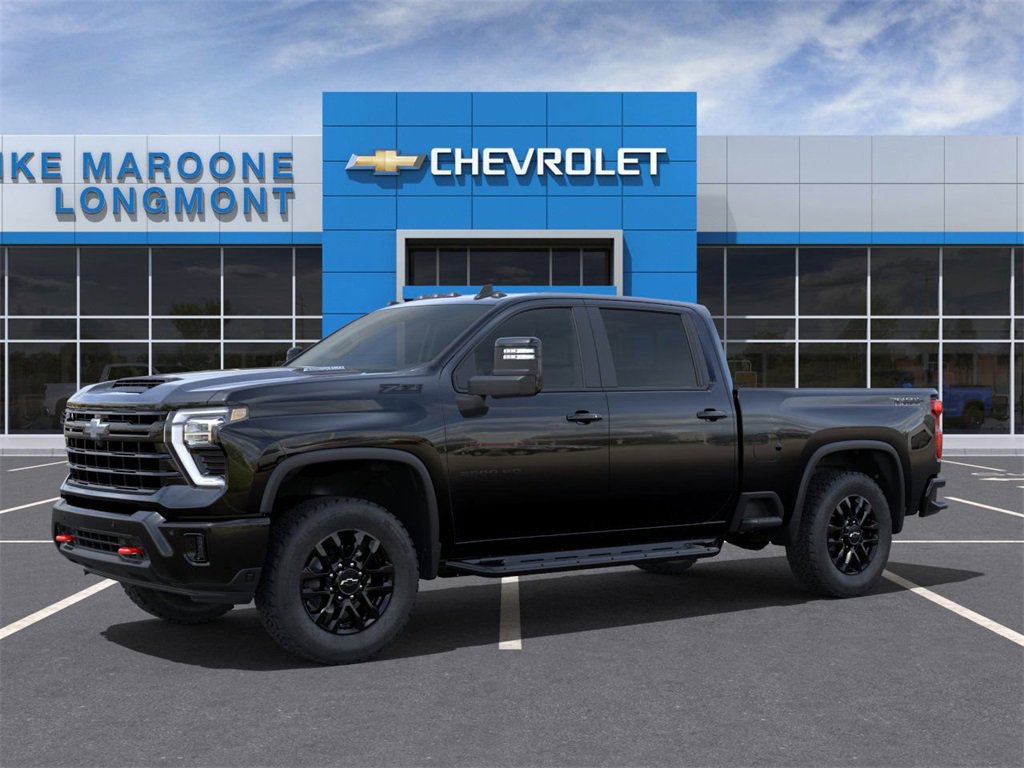 2025 Chevrolet Silverado 2500HD LT photo 2