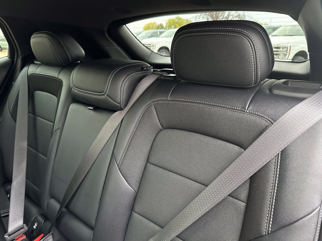 2024 Chevrolet Equinox EV LT - Photo 17