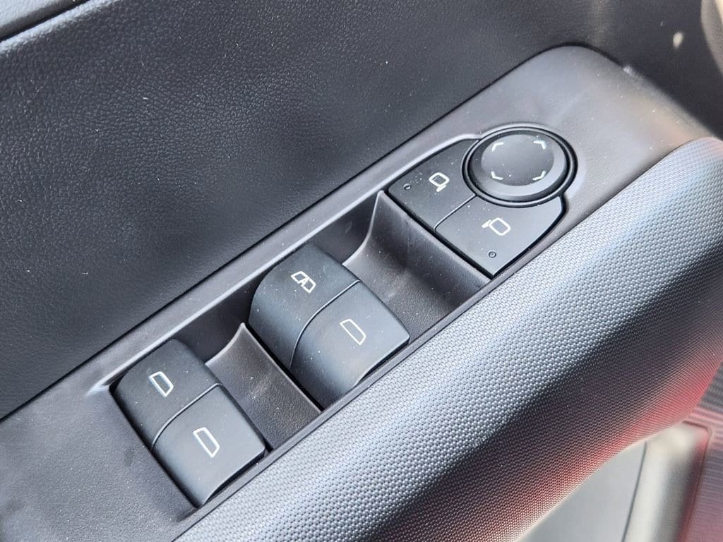 2026 Chevrolet Colorado Trail Boss - Photo 14