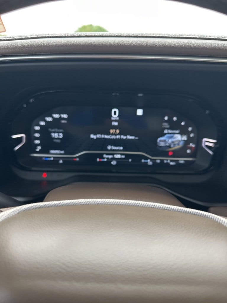 Used 2022 GMC Yukon Denali with VIN 1GKS2DKT1NR184132 for sale in Longmont, CO