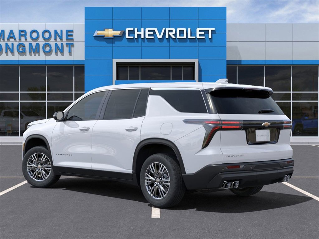 2024 Chevrolet Traverse LS photo 3