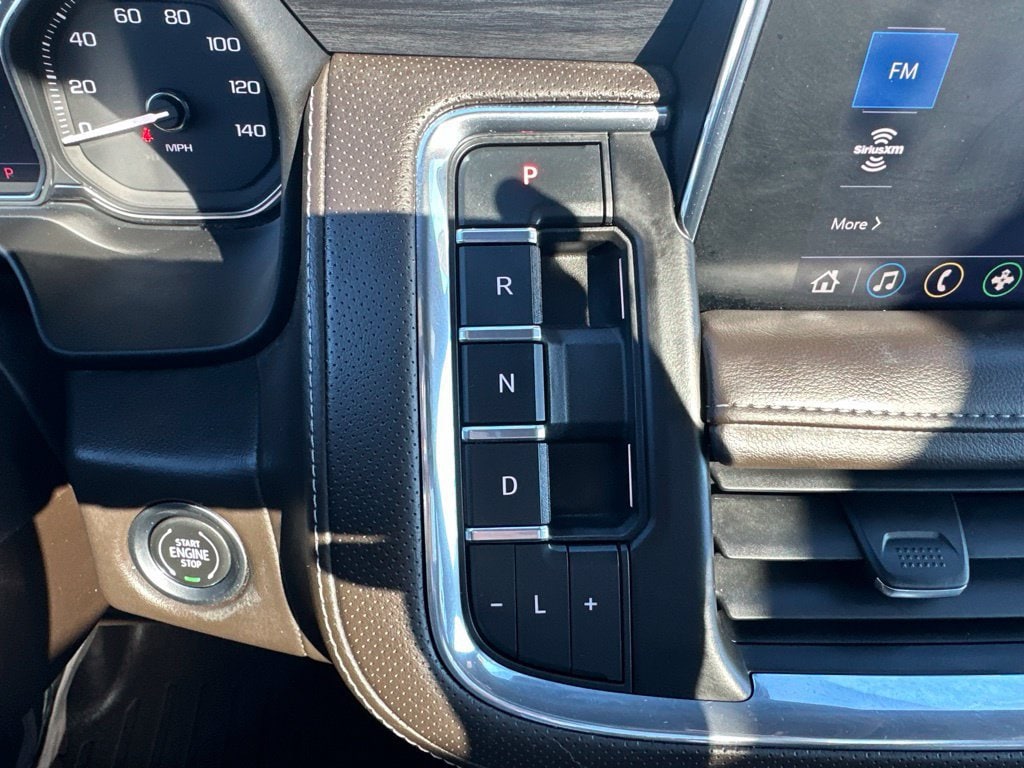 2021 GMC Yukon XL SLT - Photo 9