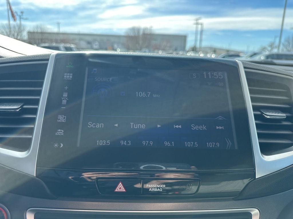 Used 2016 Honda Pilot EX AWD SUV