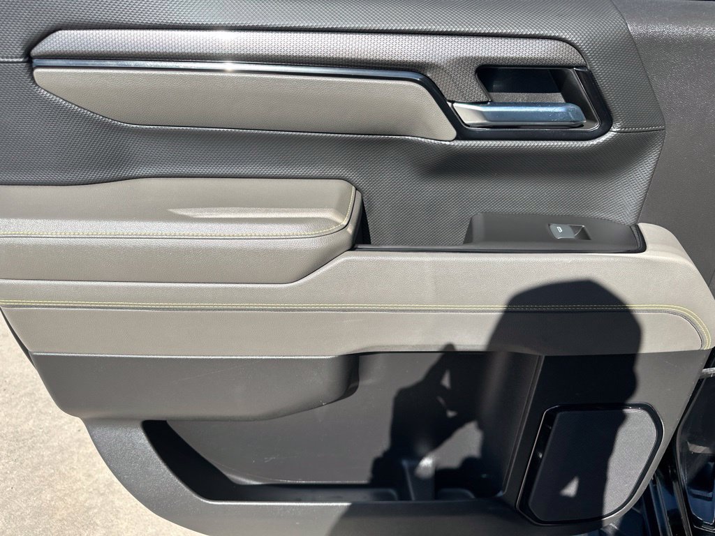 2024 Chevrolet Silverado 1500 ZR2 - Photo 22