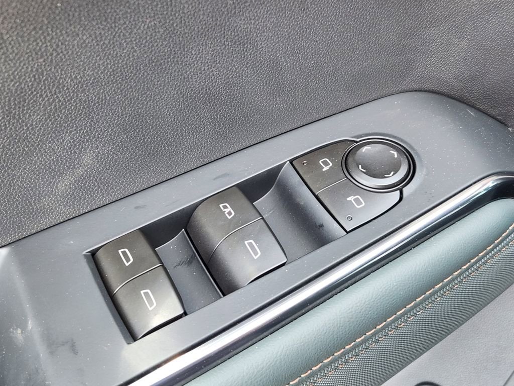 2026 GMC Acadia AT4 - Photo 13
