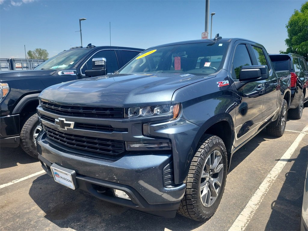 2020 Chevrolet Silverado 1500 RST photo 2