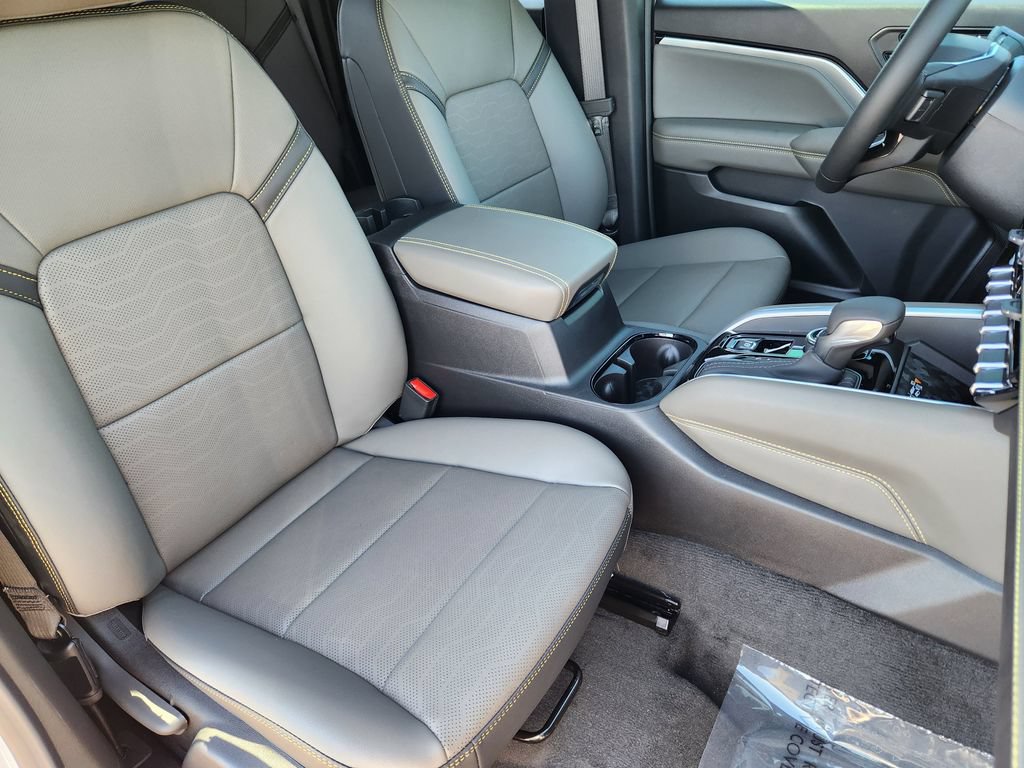 2026 Chevrolet Colorado ZR2 - Photo 13