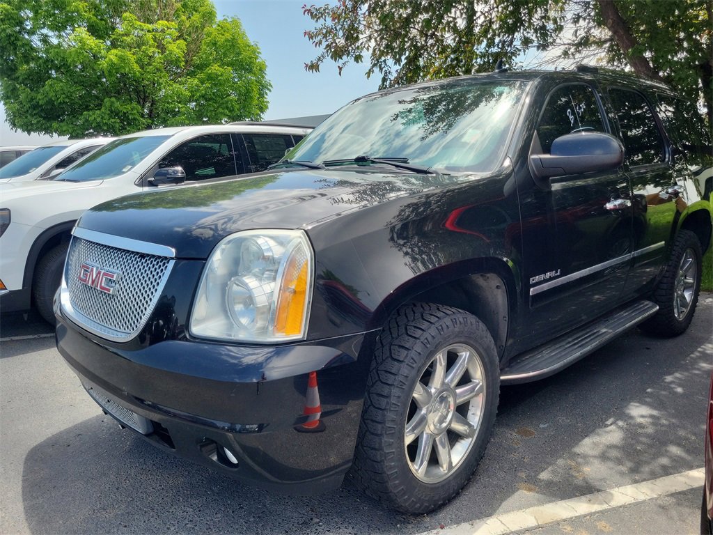 Used 2011 GMC Yukon Denali with VIN 1GKS2EEF2BR351508 for sale in Longmont, CO