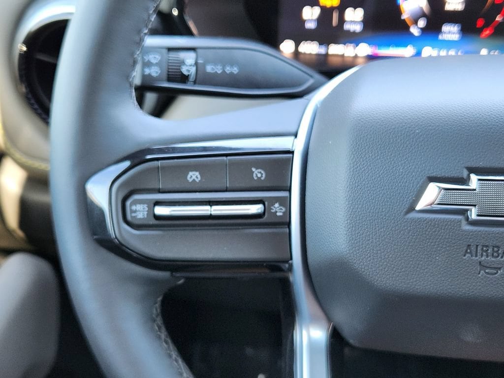 2026 Chevrolet Colorado ZR2 - Photo 17
