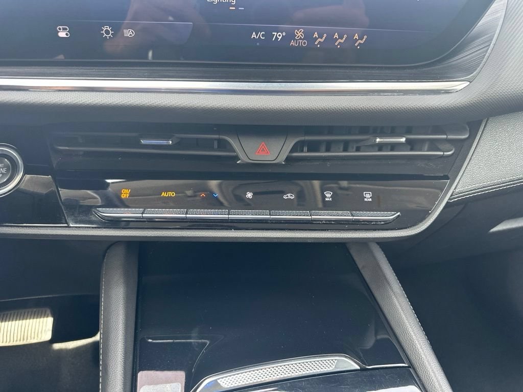 Used 2024 Buick Envision Preferred SUV