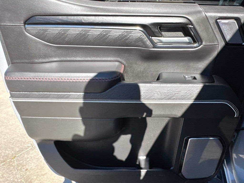 2024 GMC Sierra 1500 AT4X - Photo 18