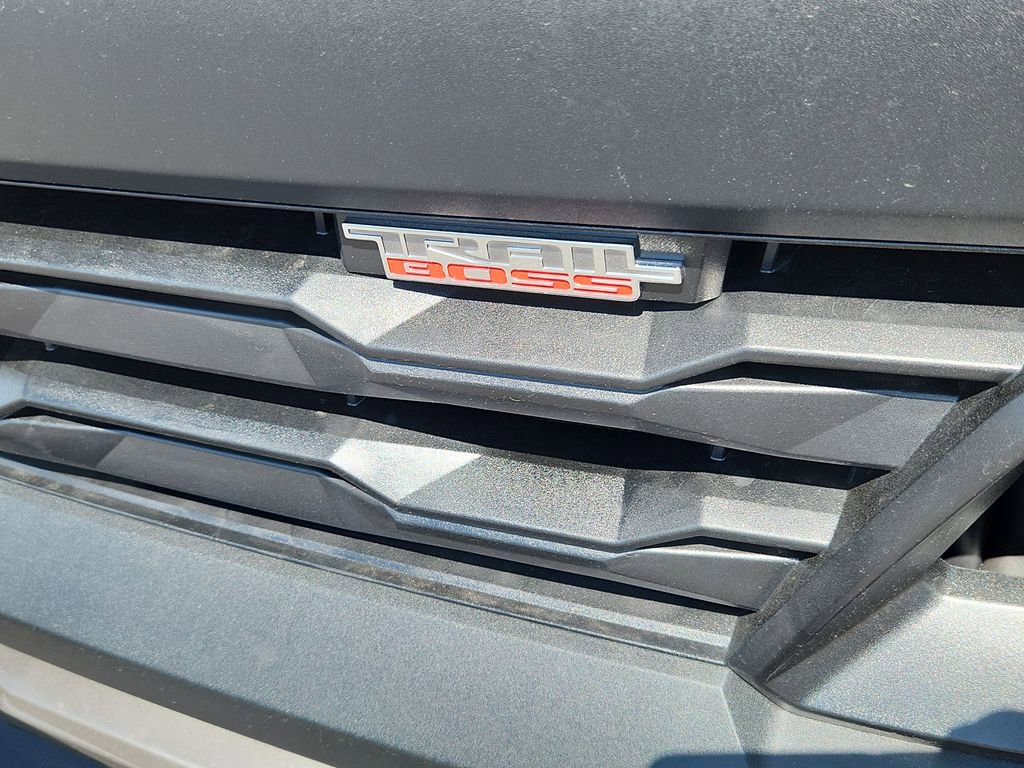 2025 Chevrolet Colorado Trail Boss - Photo 7